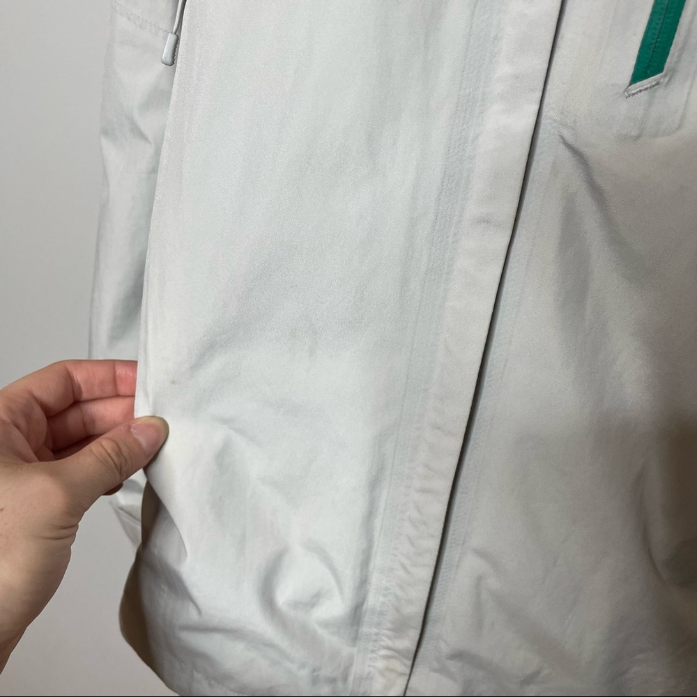 Women's Patagonia Goretex Piolet jacket - Picture 5 of 14